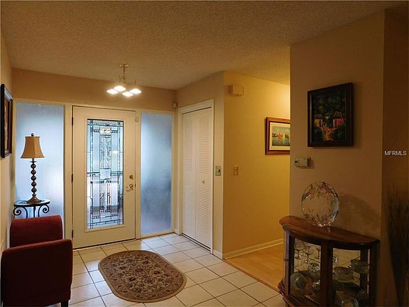 4th image of 217 Timberlane Dr