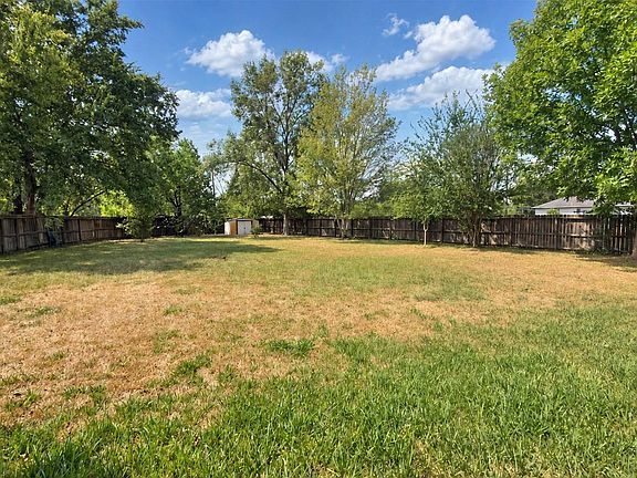 5th image of 10003 Briarpark Trail Ln
