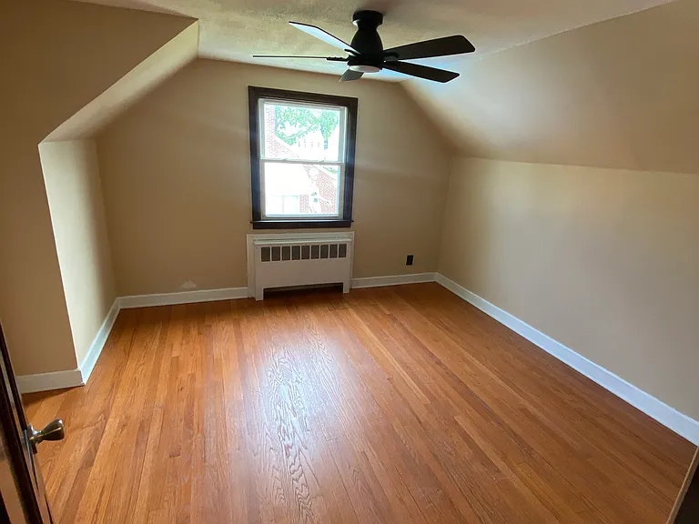 78 Long Meadow Ave — Photo 9
