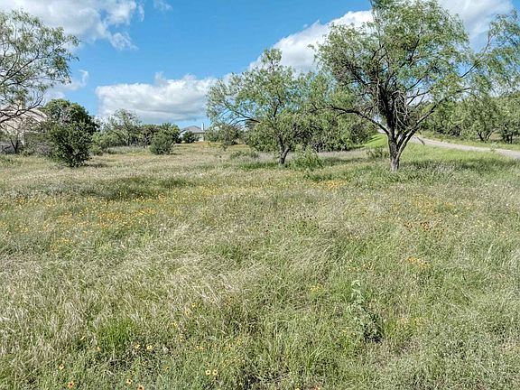 3rd image of 317 Sweetgrass