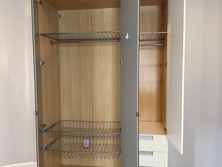 56 College Ave #1R — Photo 8