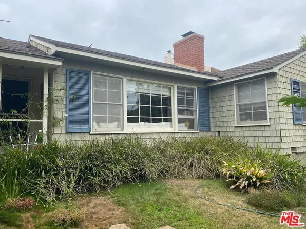 14637 Bestor Blvd, Pacific Palisades, CA 90272