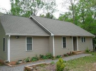 12 Shenandoah Rd, Asheville, NC 28805