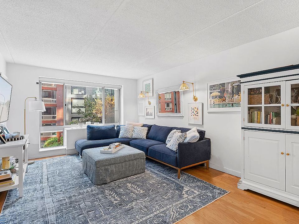 555 W 23rd St New York NY | Zillow