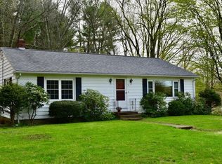 31 Hadley Path, West Brookfield, MA 01585