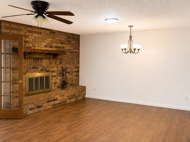 3761 N Whippoorwill Ct — Photo 2