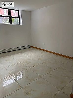 2nd image of 5124 Simonson St Floor 1