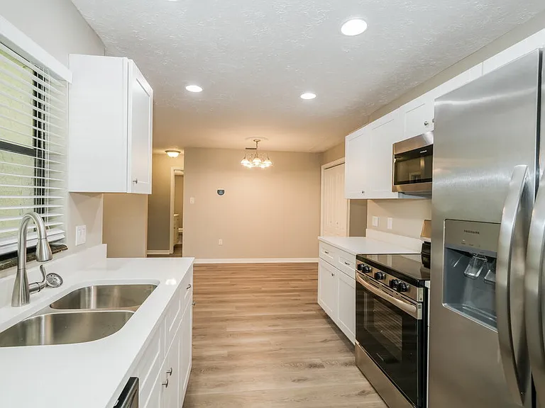 22853 Fern Ct — Photo 6