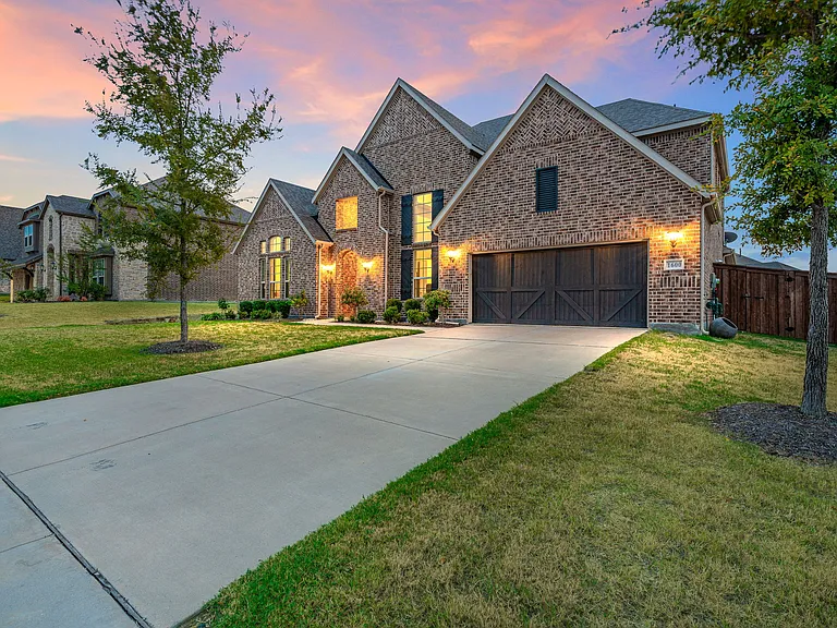1600 Wichita Dr — Photo 2