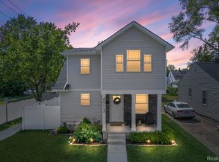 4013 Oakshire Ave, Berkley, MI 48072