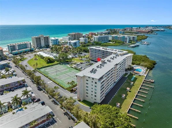 19451 Gulf Blvd APT 203, Indian Shores, FL 33785