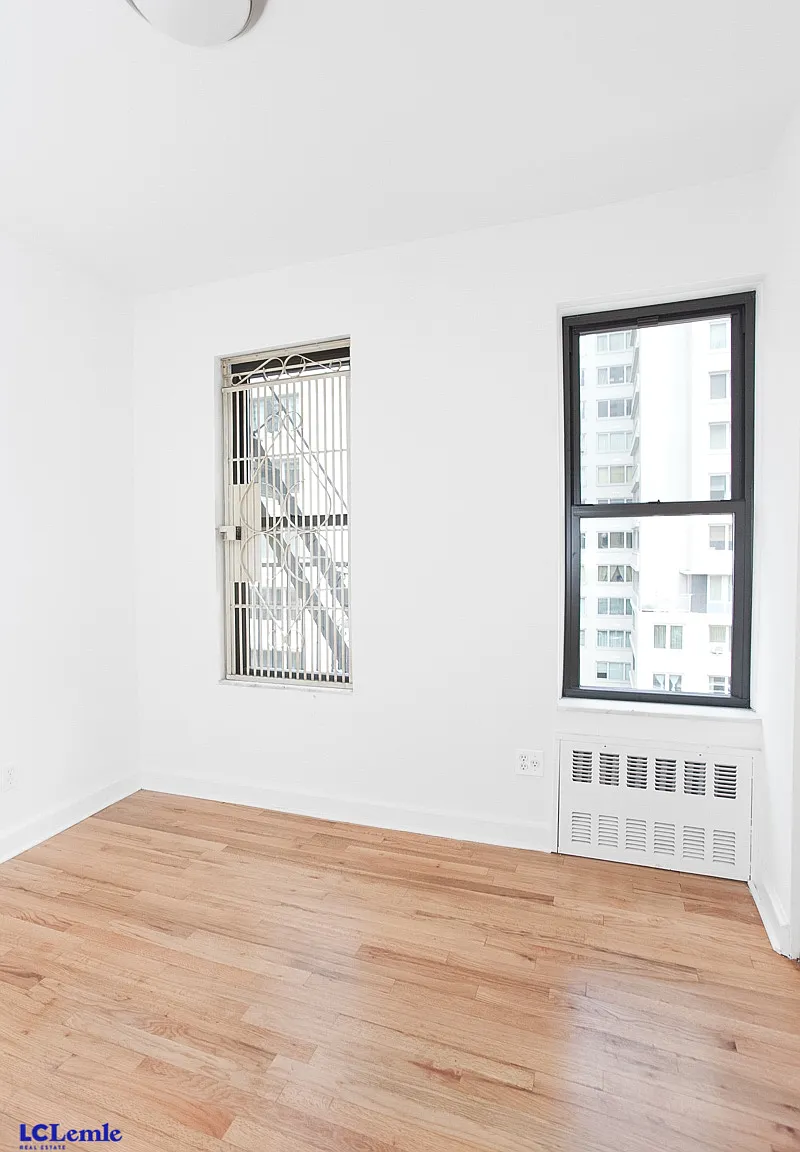 450-452 East 81st Street — Photo 4