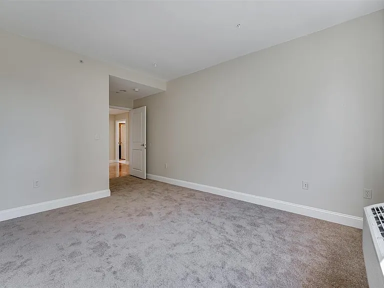 29 1st St #701 — Photo 11
