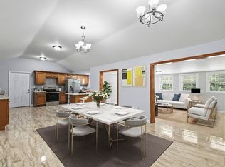 42 Douglas Rd, Webster, MA 01570