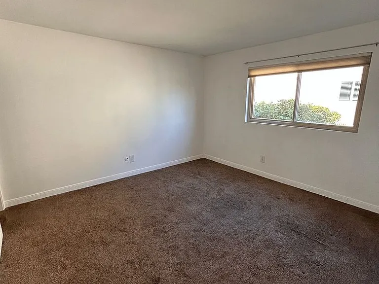 7863 Camino Tranquilo — Photo 16