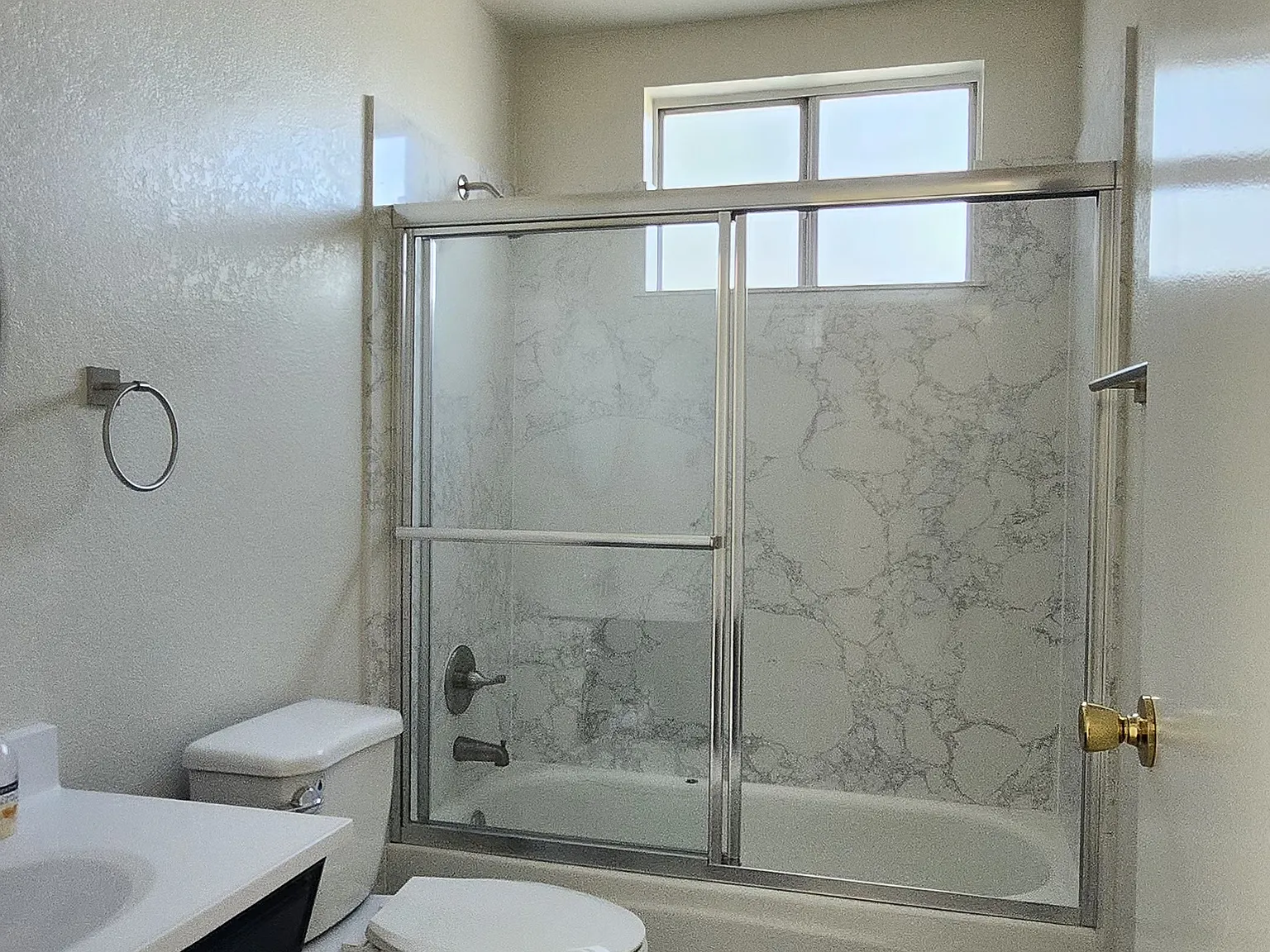2 bed, 680 sqft, $1,900 — Photo 3