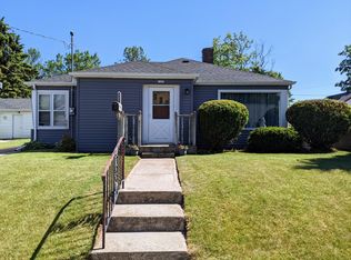 1205 Grand Ave, Manitowoc, WI 54220