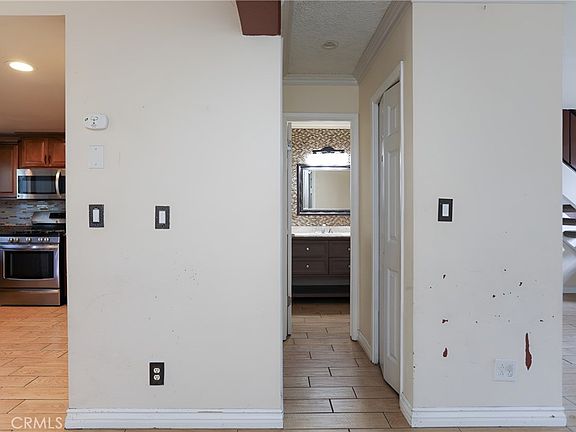 4th image of 1321 N Bradley Rd