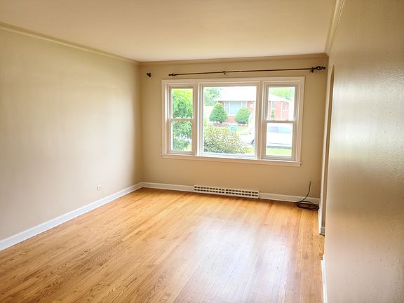 5th image of 2637 W 96th Pl