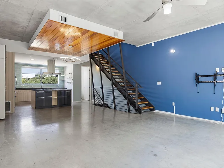 2301 S 5th St #24 — Photo 14