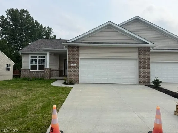 1115 Queen Anne Dr NW, Massillon, OH 44647