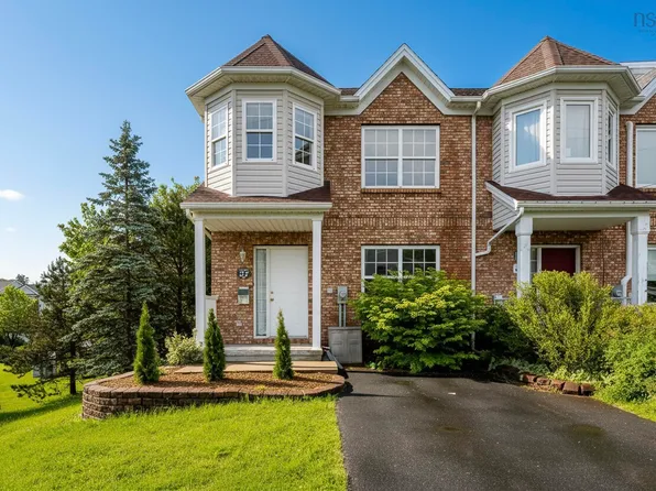 37 Bethany Way, Halifax, NS B3S 1H6