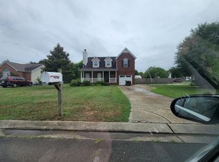 706 Seaton Ct, La Vergne, TN 37086