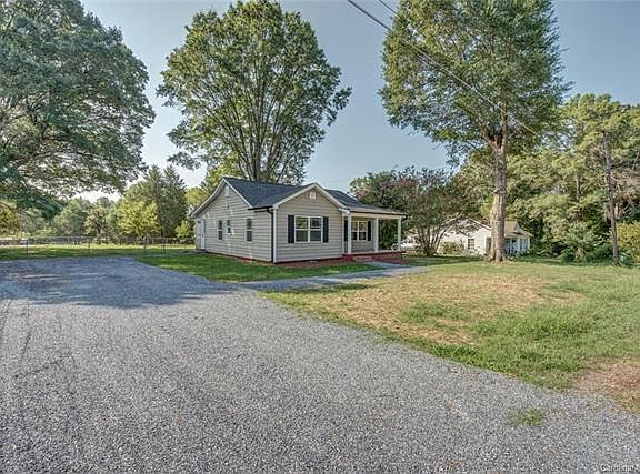 2nd image of 202 Harrison Dr
