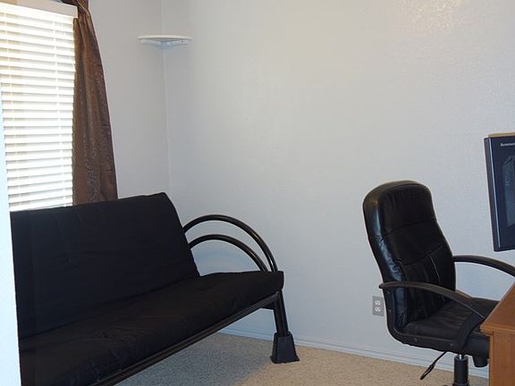 3rd image of 2500 Hoya Dr