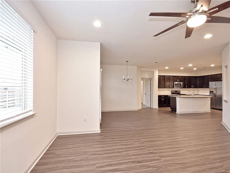 1st image of 18509 Urbano Dr