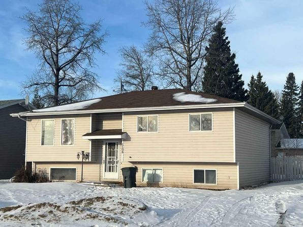 1108 11th St SE, Slave Lake, AB T0G 2A3