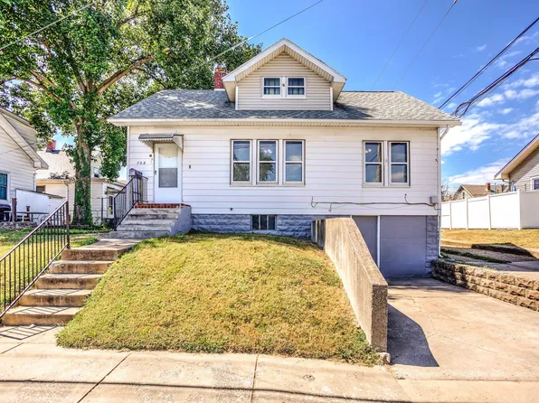 708 N 11th Ave, Evansville, IN 47712