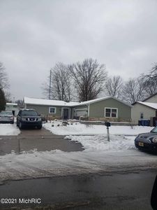 1830 Southampton Dr SE, Grand Rapids, MI, 49508