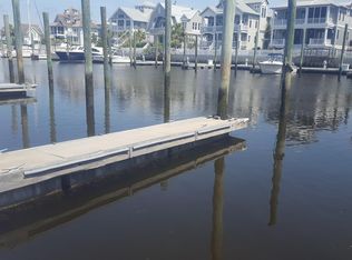 1-D01 Keelson Row #D01, Southport, NC 28461