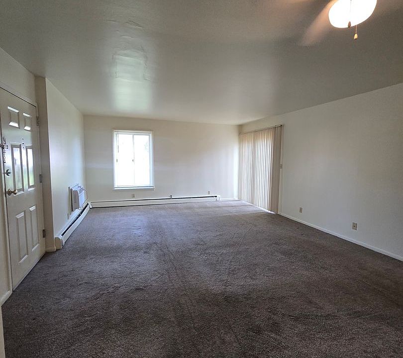 1st image of 444 Gramercy Dr #383B-04