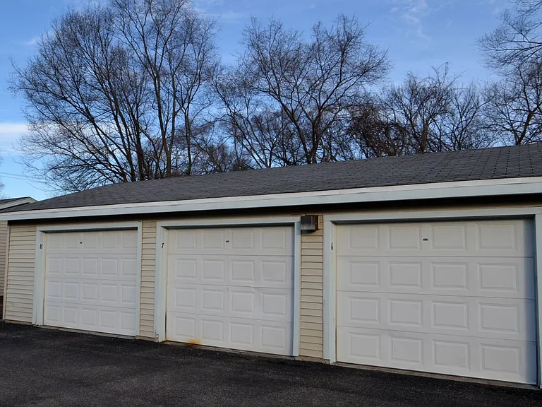 128 Deer Creek Ct — Photo 10
