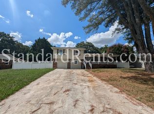 2591 Kings Cir, Lawrenceville, GA 30044