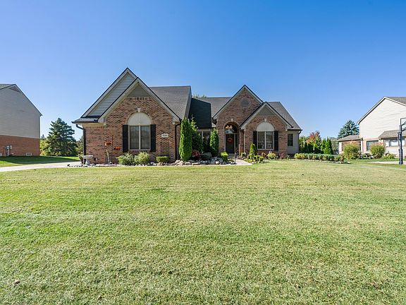 4th image of 7086 Suncrest Dr
