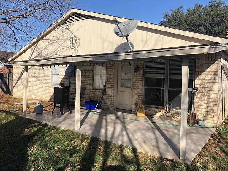 508 Erikson Trl — Photo 4