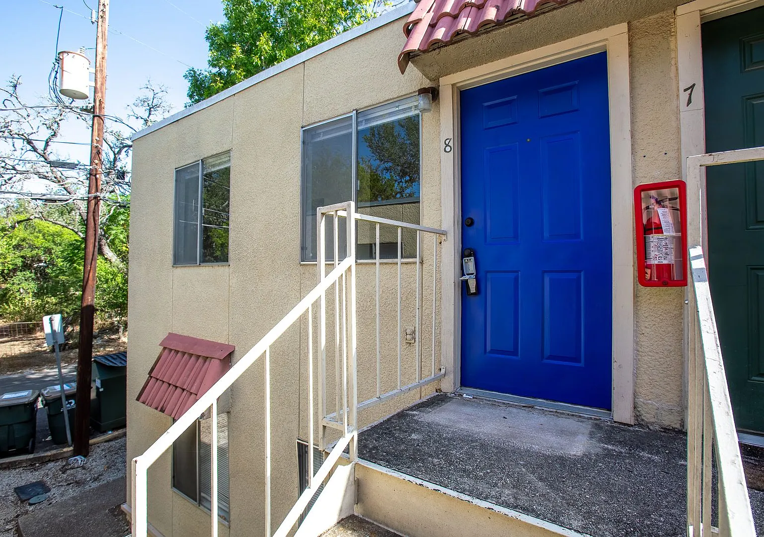 Chestnut Place Apartments — Photo 3