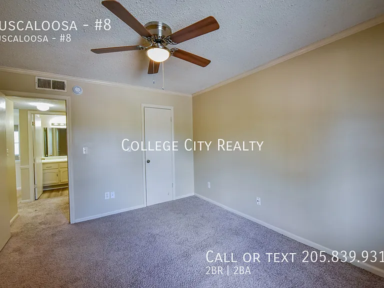 1813 Hackberry Ln #8 — Photo 16