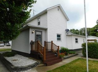 700 E Oak St, Fairbury, IL 61739