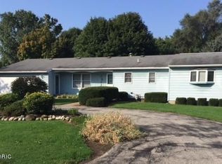 1411 E Rishel Rd, Sturgis, MI 49091