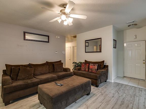 5th image of 9627 Siano Pines Dr