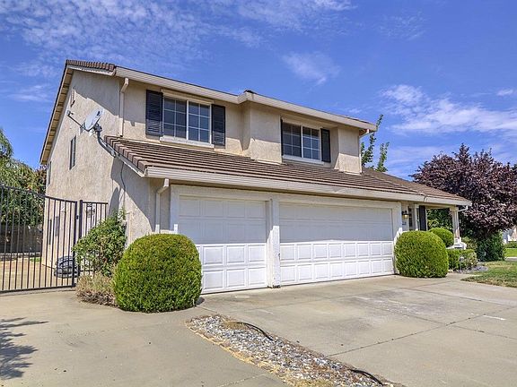 2nd image of 2556 Swallowview Dr