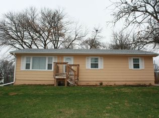 301 Sycamore St, De Soto, IA 50069