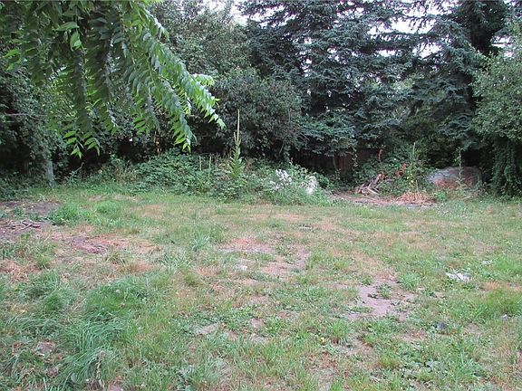 2nd image of 11011 61st Street Ct E