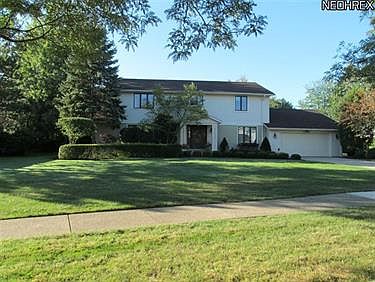 1st image of 25400 Twickenham Dr