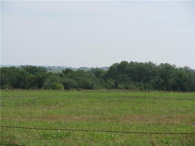 2nd image of 433 Colorado Rd