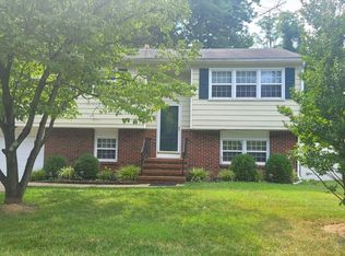 561 Rutgers Ave, Hamilton, NJ 08619